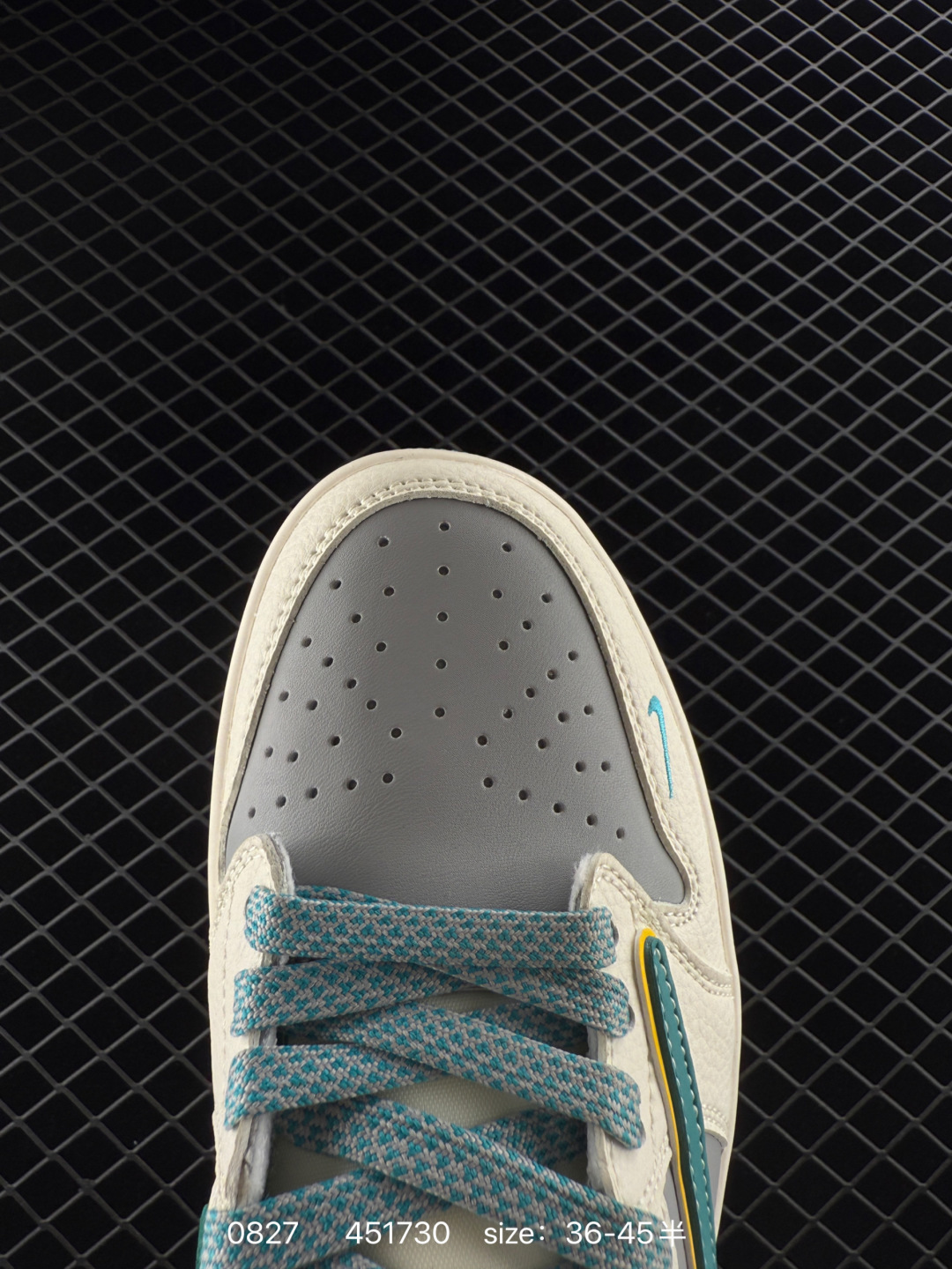 Travis Scott x Air Jordan 1 ” Reverse Mocha “